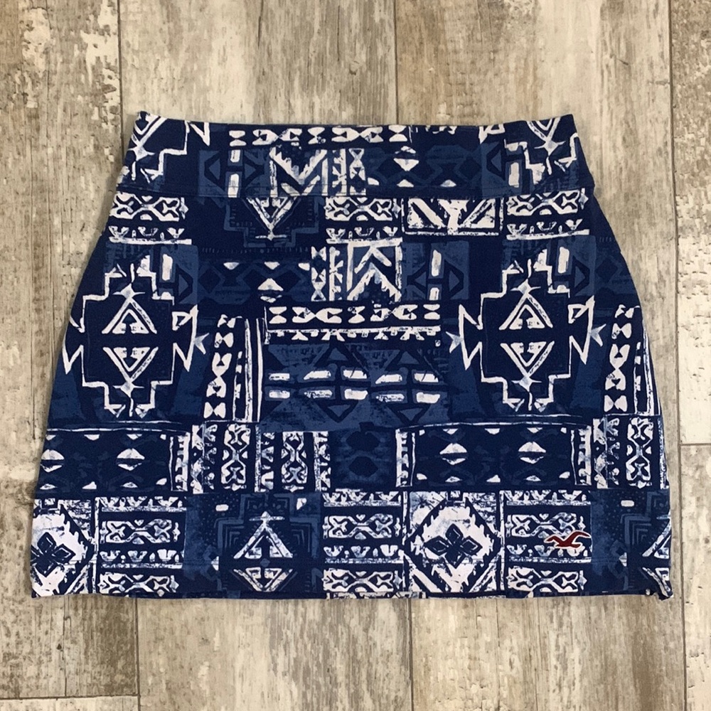 Hollister pull on mini skirt